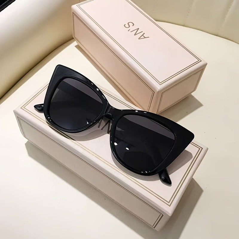 Women's Cat-Eye Gradient Glasses - Non-Prescription Vintage eyewear with Anti-Blue Light Lens