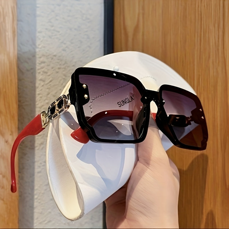 1 Pair Women's Oversized Square Shield Fashion Glasses - Gradient Color-Changing Lenses